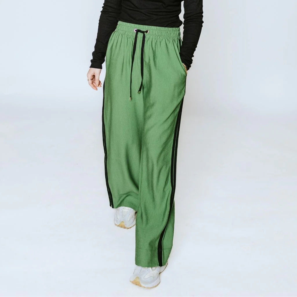 Indiana Wide Leg Pants / Dill With Black stripe