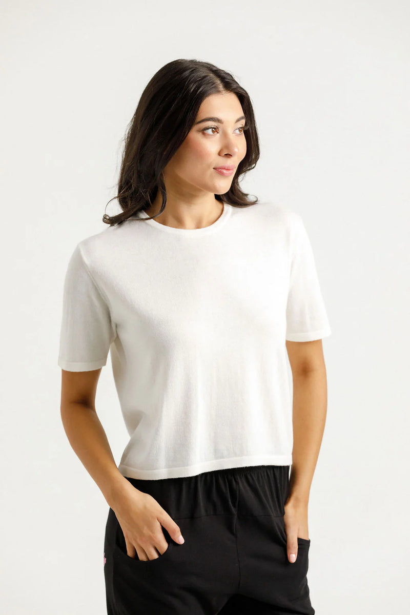 Becky Tee Knitted  / Milk / 50% Merino