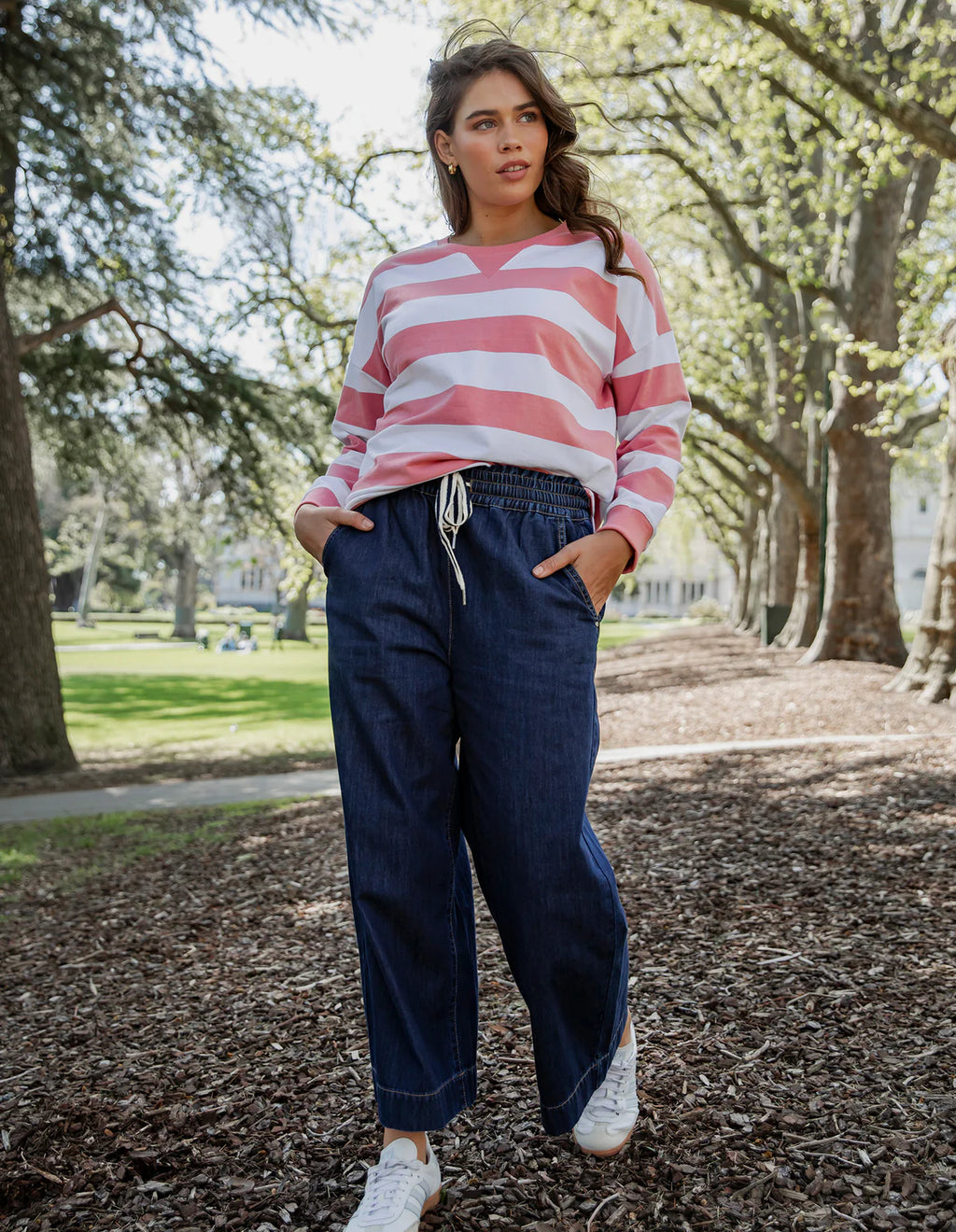 Greta Wide Leg Pant - Extra Dark Wash
