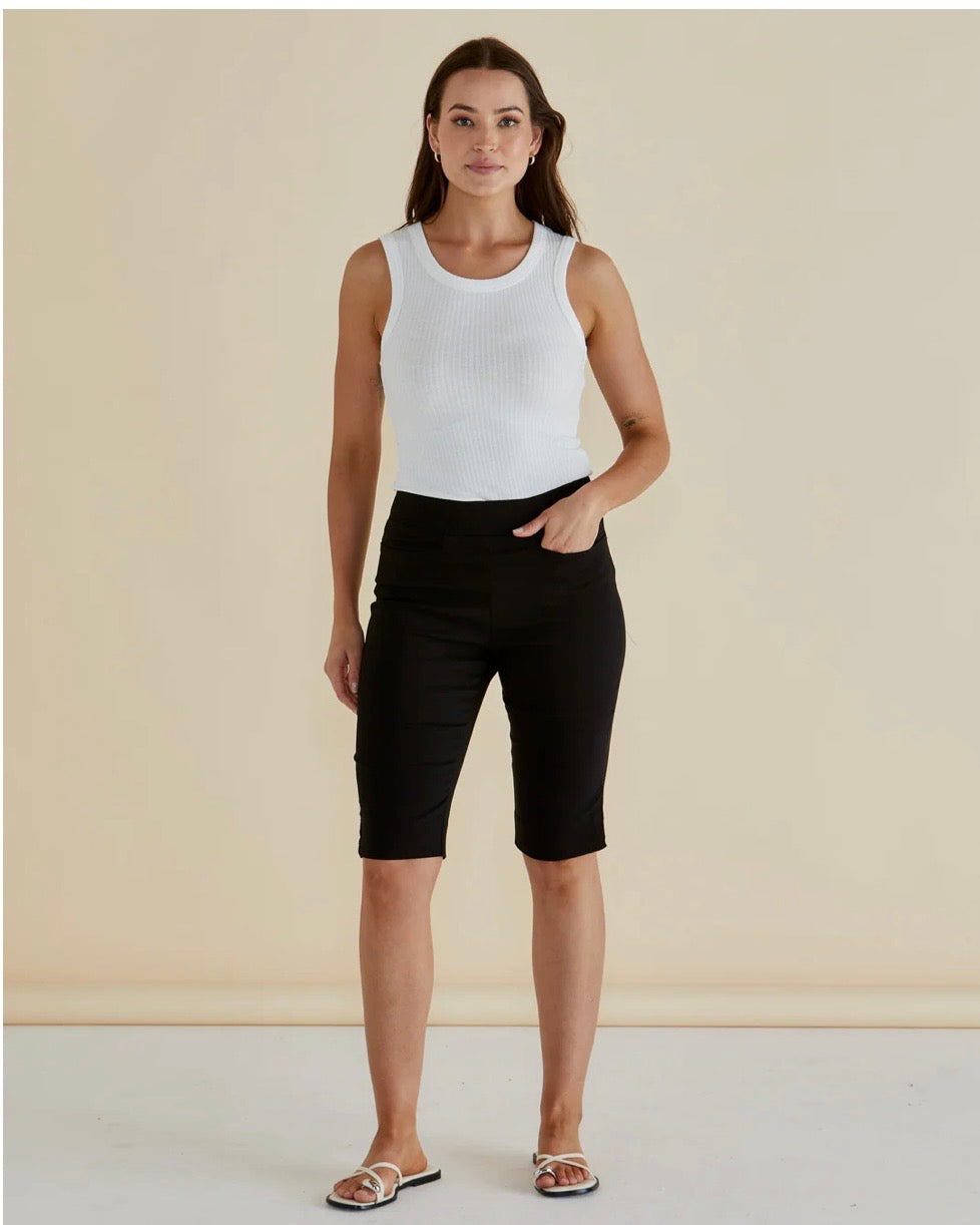 Bermuda Bengaline Shorts / Black