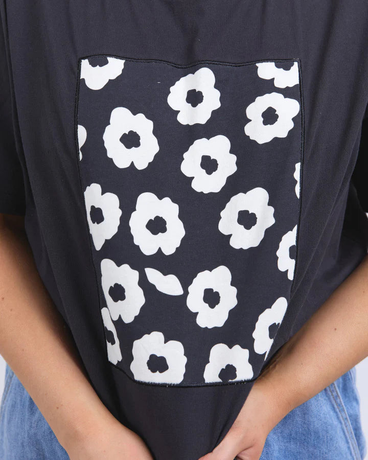 Azalea Tee / Navy