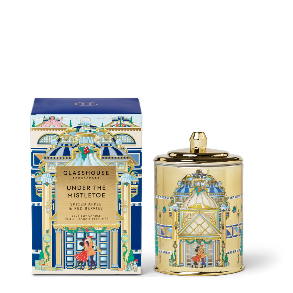 Under the Mistletoe 380g Triple Scented Soy Candle - Spiced Apple & Red Berries