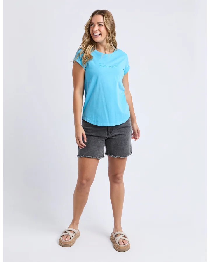 Signature Tee / Azure Blue