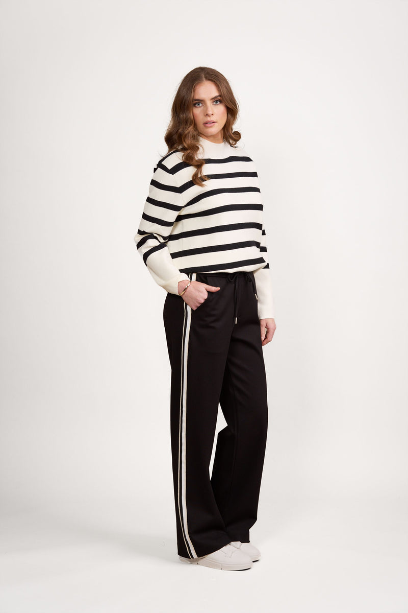 Wide Leg Full Length Pull On with Side Stripe Detail - Black 2.0