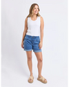 Devi Shorts / Mid Wash