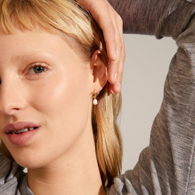 Berthe Recycled Pearl Hoop Earrings - Gold Plated