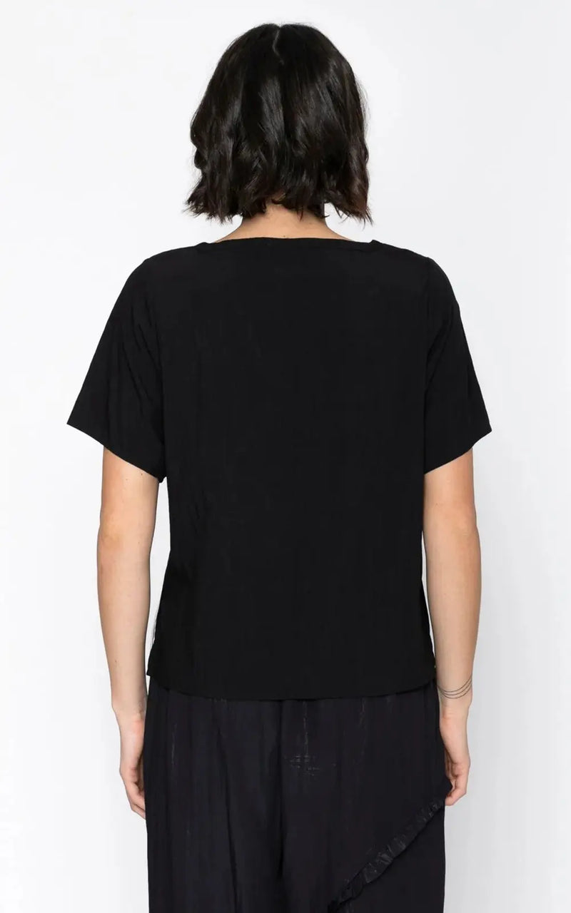 Dallas Top / Black + White Trim