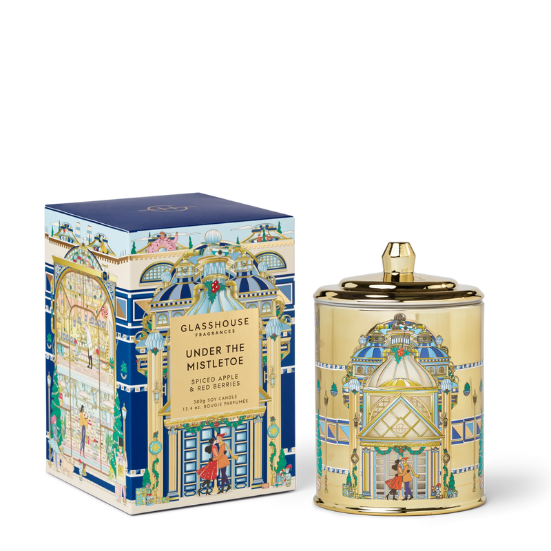 Under the Mistletoe 380g Triple Scented Soy Candle - Spiced Apple & Red Berries