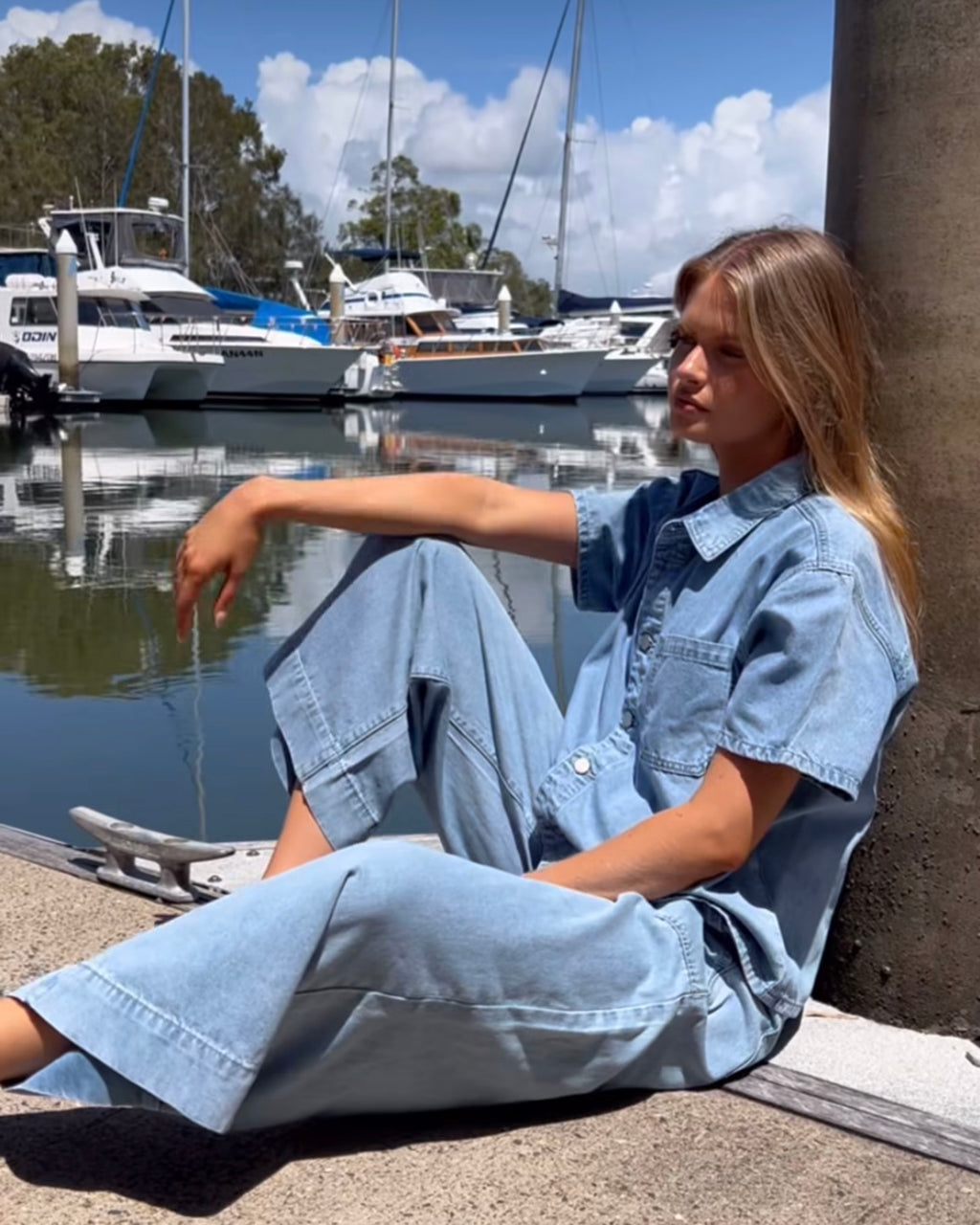 Saffra Relax Leg Jean / Medium Wash