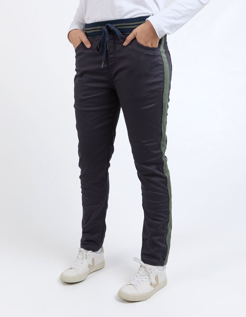 Margo Jogger w Side Tape - Navy with Khaki Tape